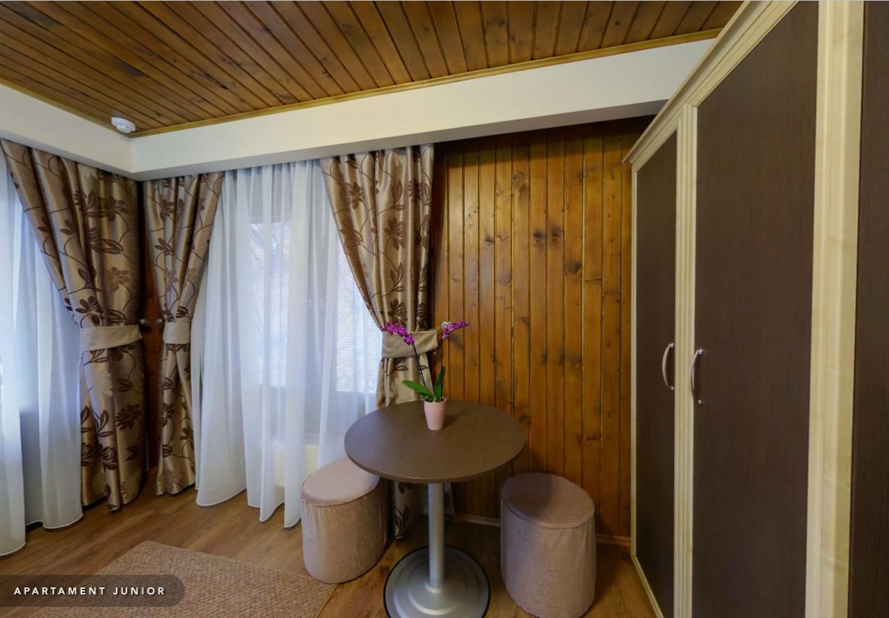 Hotel Hillden Lodge&Restaurant Drumu Carului Экстерьер фото